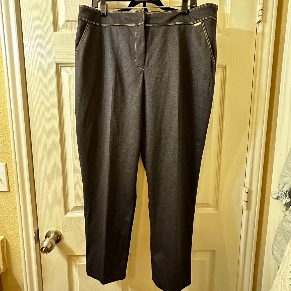 T TAHARI Dark Denim Stretch Tapered Leg Dress Pants Front Zip & Clips Size 16